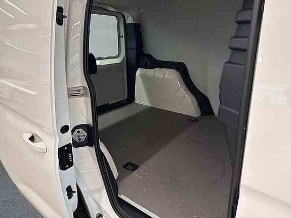 Volkswagen Caddy 11 of 24