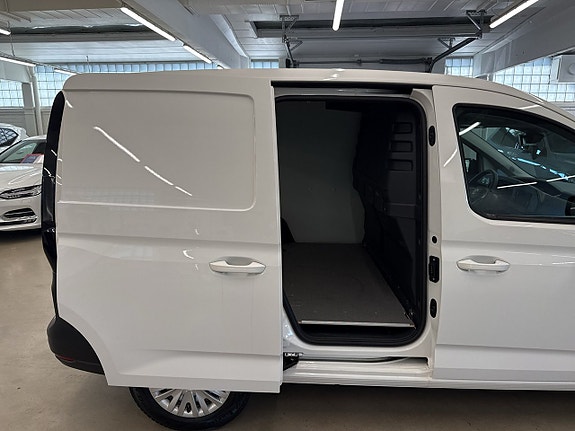 Volkswagen Caddy 19 of 24