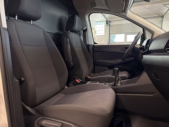 Volkswagen Caddy 18 of 24