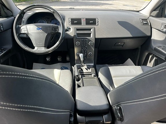 Volvo V50 9 of 10