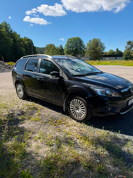 Ford Focus 3 of 5