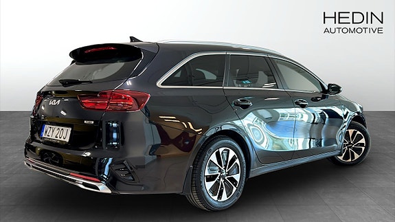 Kia Ceed 2 of 5