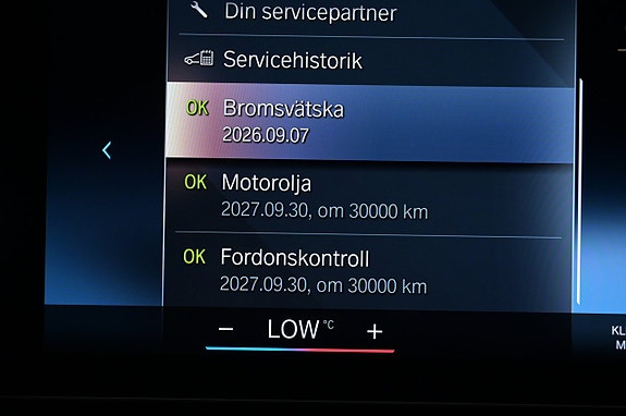 BMW 330e 18 of 27