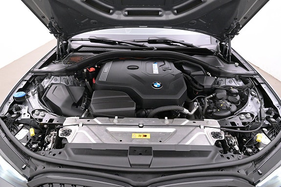 BMW 330e 26 of 27