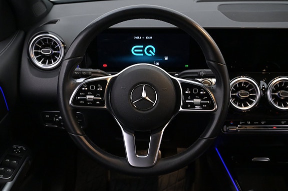 Mercedes-Benz EQB300 7 of 27