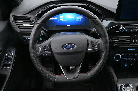 Ford Kuga 7 of 27