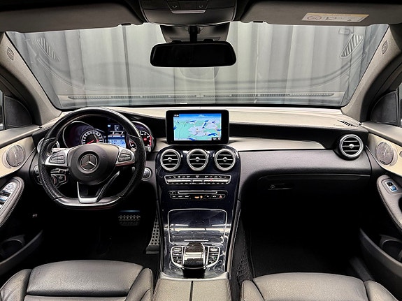 Mercedes-Benz GLC43 26 of 30