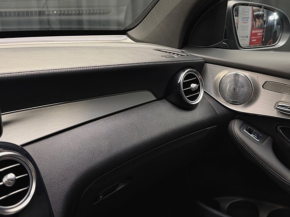 Mercedes-Benz GLC43 27 of 30
