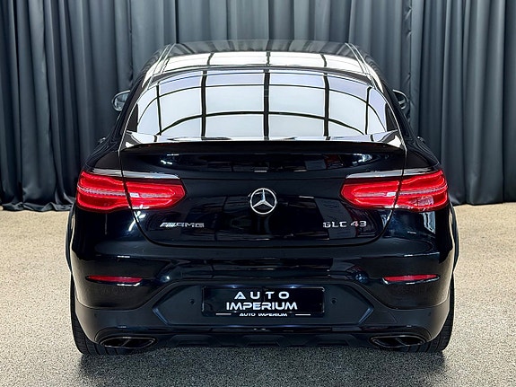 Mercedes-Benz GLC43 11 of 30
