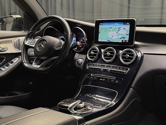 Mercedes-Benz GLC43 22 of 30