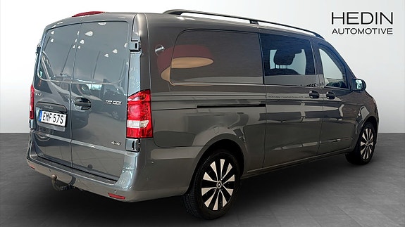 Mercedes-Benz Vito 108 2 of 5