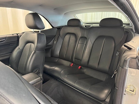Mercedes-Benz CLK320 23 of 27