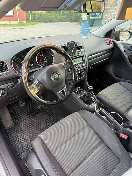 Volkswagen Golf VI 5 of 8