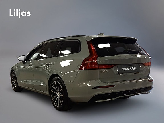 Volvo V60 4 of 5