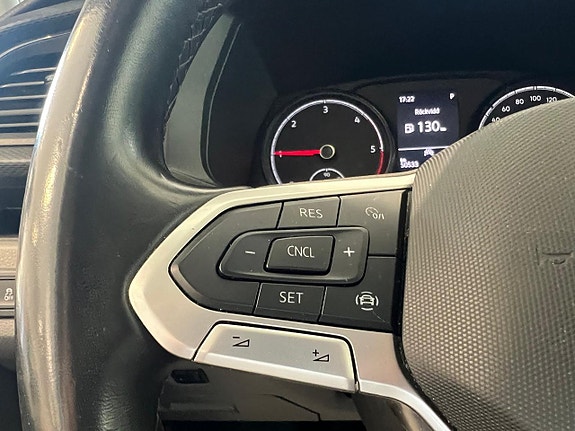Volkswagen Transporter 16 of 20