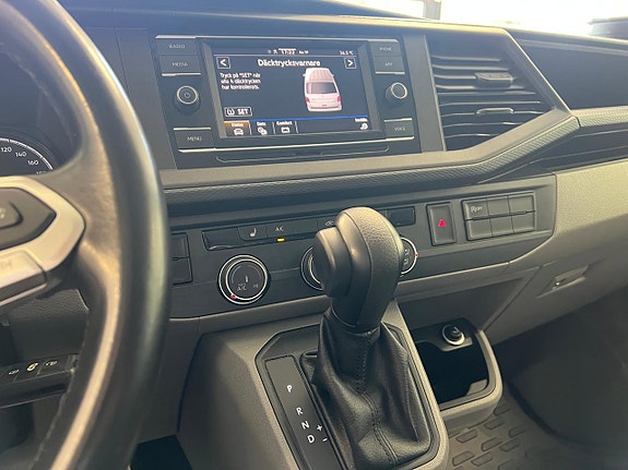 Volkswagen Transporter 18 of 20