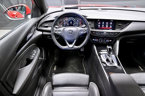 Opel Insignia 17 of 28