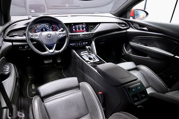 Opel Insignia 15 of 28