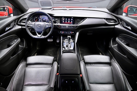 Opel Insignia 16 of 28