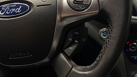 Ford C-Max 23 of 26