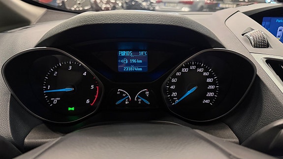 Ford C-Max 21 of 26