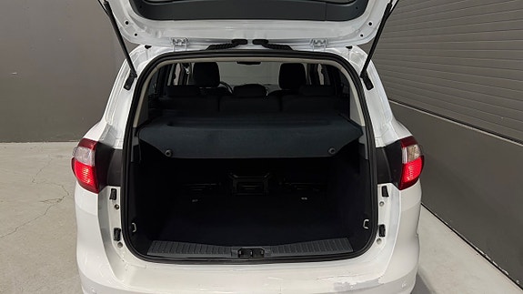 Ford C-Max 26 of 26