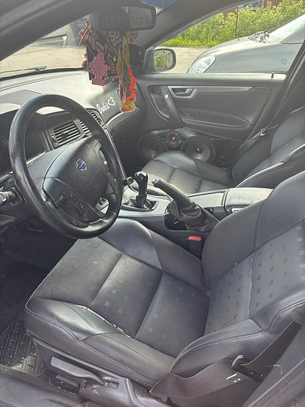 Volvo V70 6 of 10