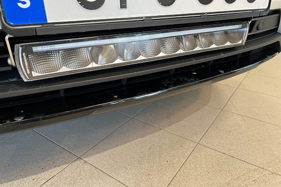 Volvo XC40 21 of 30