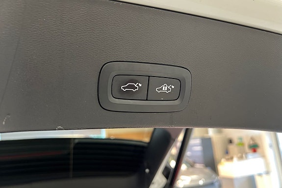 Volvo XC40 29 of 30
