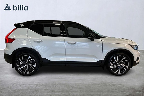 Volvo XC40 18 of 30