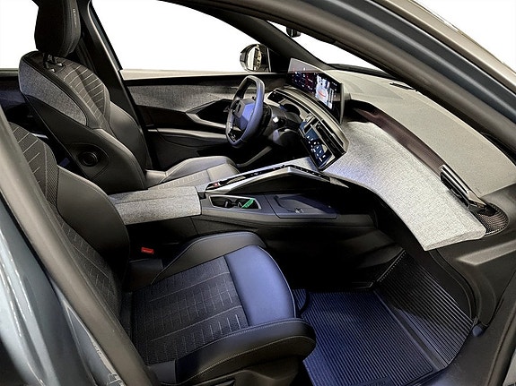 Peugeot 5008 12 of 16