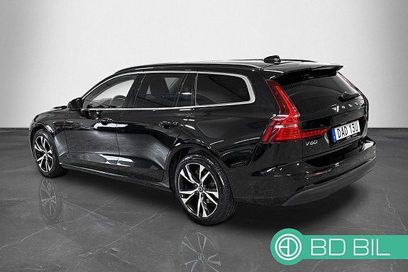 Volvo V60 2 of 5