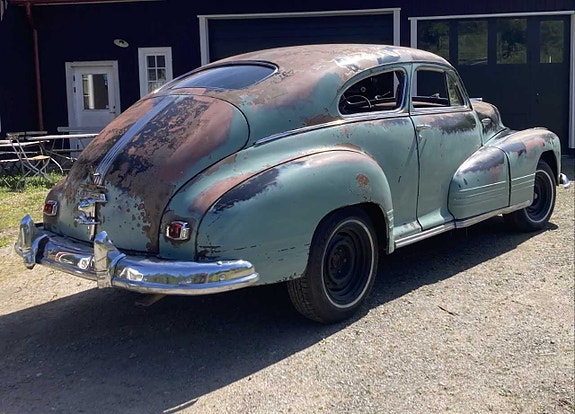 Pontiac Coupe 2 of 5