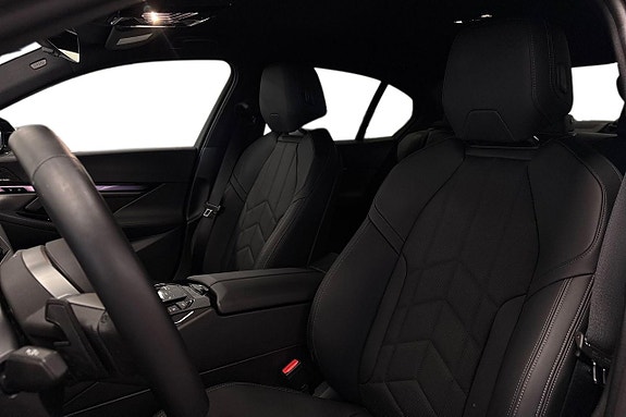 BMW i5 13 of 19