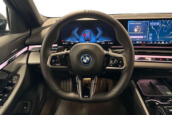 BMW i5 9 of 19