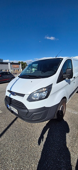 Ford Transit Custom 4 of 5