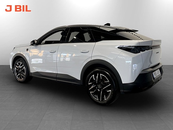 Peugeot 3008 3 of 15