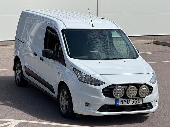 Ford Transit Connect 2 of 5