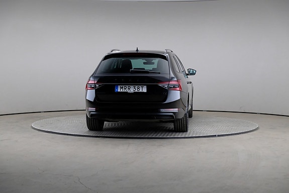 Skoda Superb 2 of 3