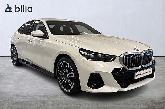 BMW i5 17 of 19