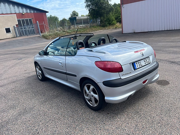 Peugeot 206 CC 2 of 5