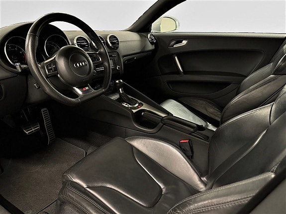 Audi TT 3 of 4