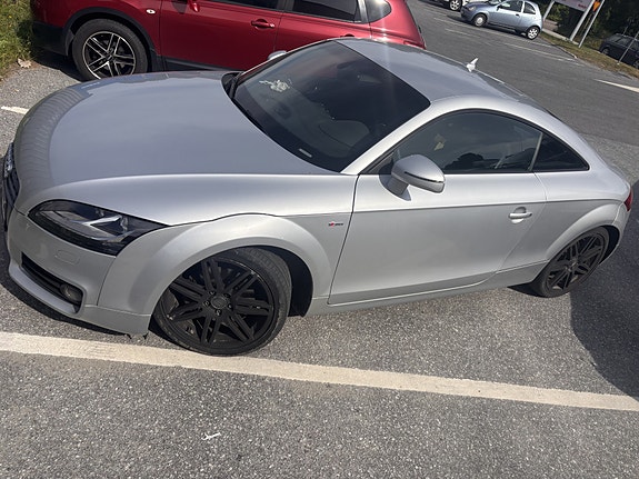 Audi TT 2 of 4