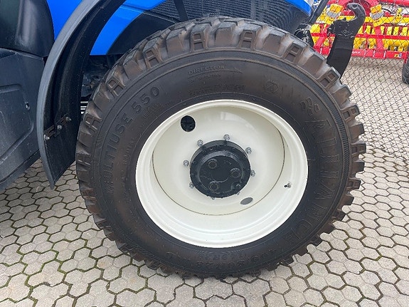 New Holland T6.155 Auto Command 6 of 9