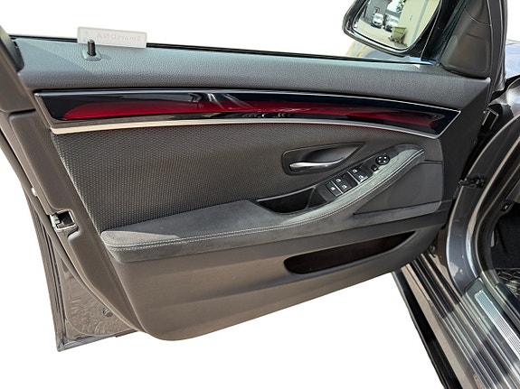 BMW 520d 12 of 19