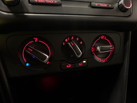 Volkswagen Polo 21 of 25