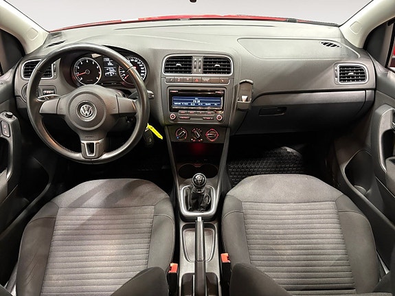 Volkswagen Polo 10 of 25