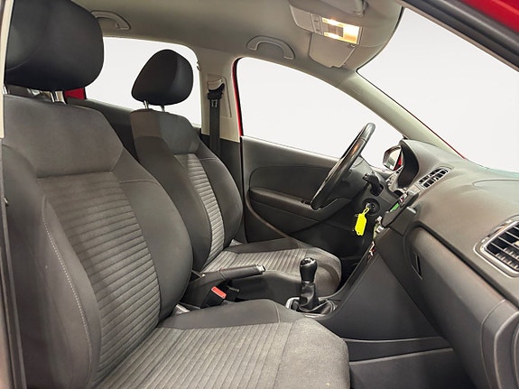 Volkswagen Polo 15 of 25
