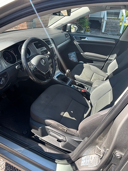 Volkswagen Golf VII 5 of 5