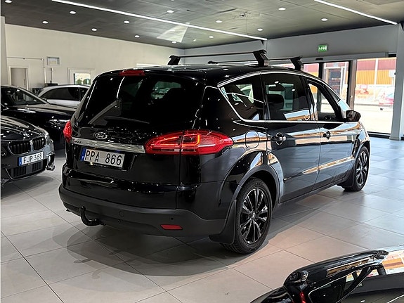 Ford S-MAX 2 of 5